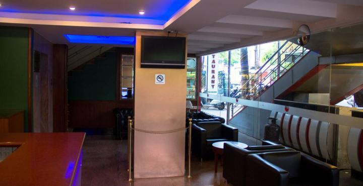 Hotel Noor Empire International Kormangala Bangalore Exterior foto